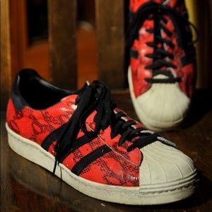 ADIDAS superstar leather red snake print *VINTAGE*